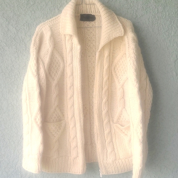 Otavalo Sweaters - Otavalo Cream Wool Hand Made Cable Chunky Knit Full Zip Cardigan Sweater
